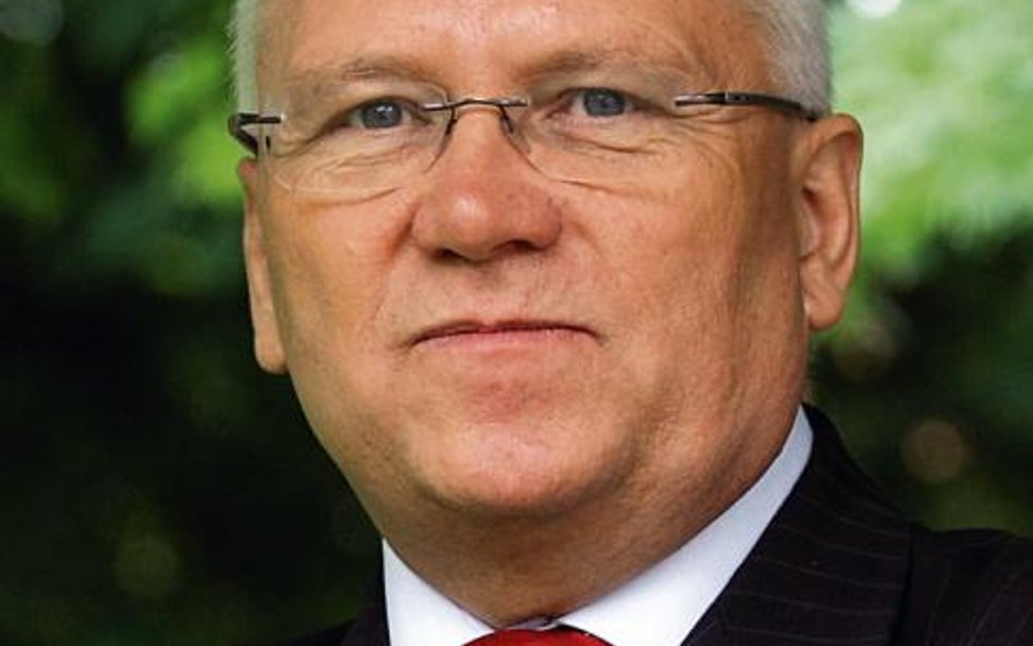 Marek Pawlik, prezes ABM Solid, podtrzymuje deklarację, że skorzysta z przysługujących mu praw pobor