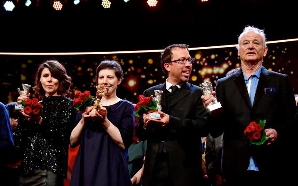 Od lewej: Małgorzata Szumowska, Adina Pintilie, Marcelo Martinessi i Bill Murray, który odebrał nagr