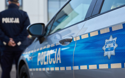 Policja kupuje kolejne nieoznakowane radiowozy m.in. 7-osobowe SUV-y