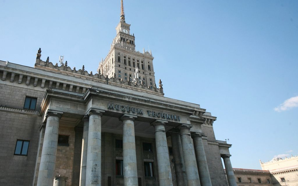 Nie żyje mężczyzna, który podpalił się w Warszawie