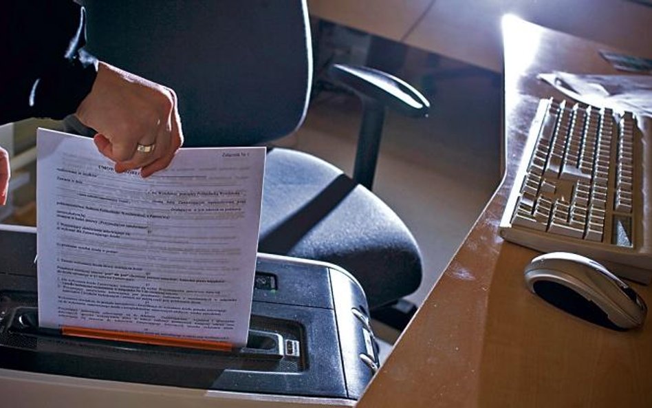 Umowa zawarta dla pozoru jest nieważna
