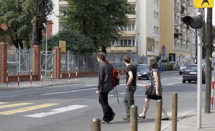 Konfederacja przeciw zmianom w przepisach ruchu. „Na cmentarzach przybędzie nagrobków z inskrypcją: 