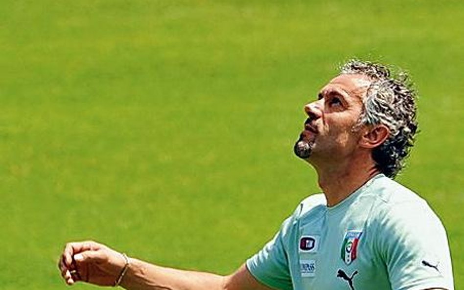 Trener Roberto Donadoni: – Strata punktów boli, ale trzeba się odbudować