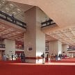 Królowa Elżbieta II, otwierając Barbican Centre w 1982 roku, określiła ten obiekt jako „jeden z cudó
