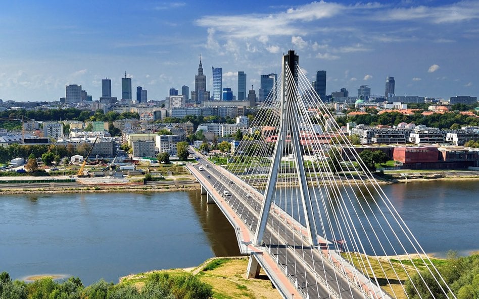 Suwerenność nie musi oznaczać przechowywania wszystkiego w jednym polskim centrum danych. Można różn