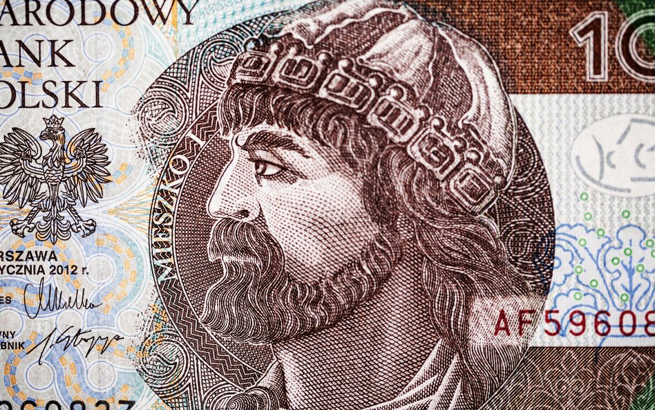 Wprowadzana przez NBP do obiegu srebrna 10-złotówka może być używana w sklepach obok tradycyjnego ba