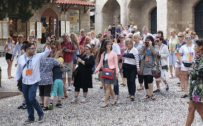 Grecja chce, żeby turyści płacili u niej podatki