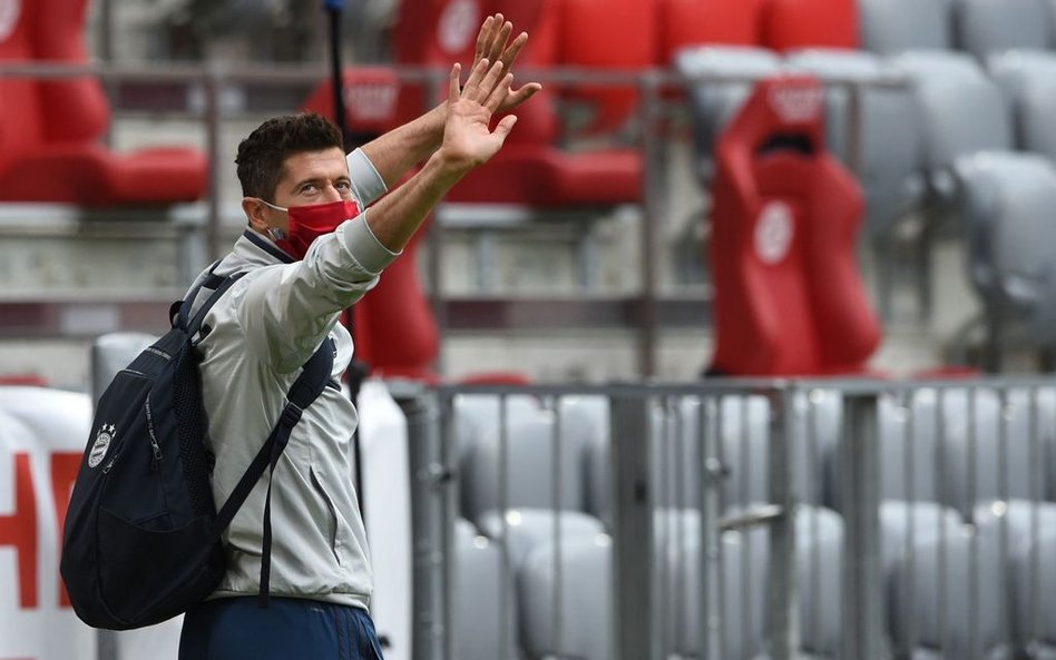 Agent Lewandowskiego rozmawia z Realem. Ale nie o "Lewym"