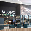 Grupa Modivo to nie tylko platformy handlu internetowego, ale też kilkadziesiąt salonów do obsługi i