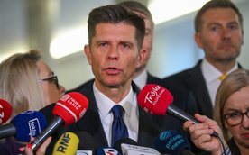 Wśród osób które odchodzą z Polski 2050 jest poseł Ryszard Petru, były przewodniczący koła partii na