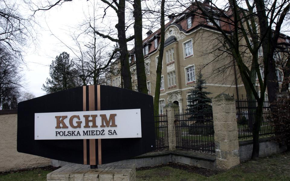 Zgoda urzędów USA i Kanady na przejęcie