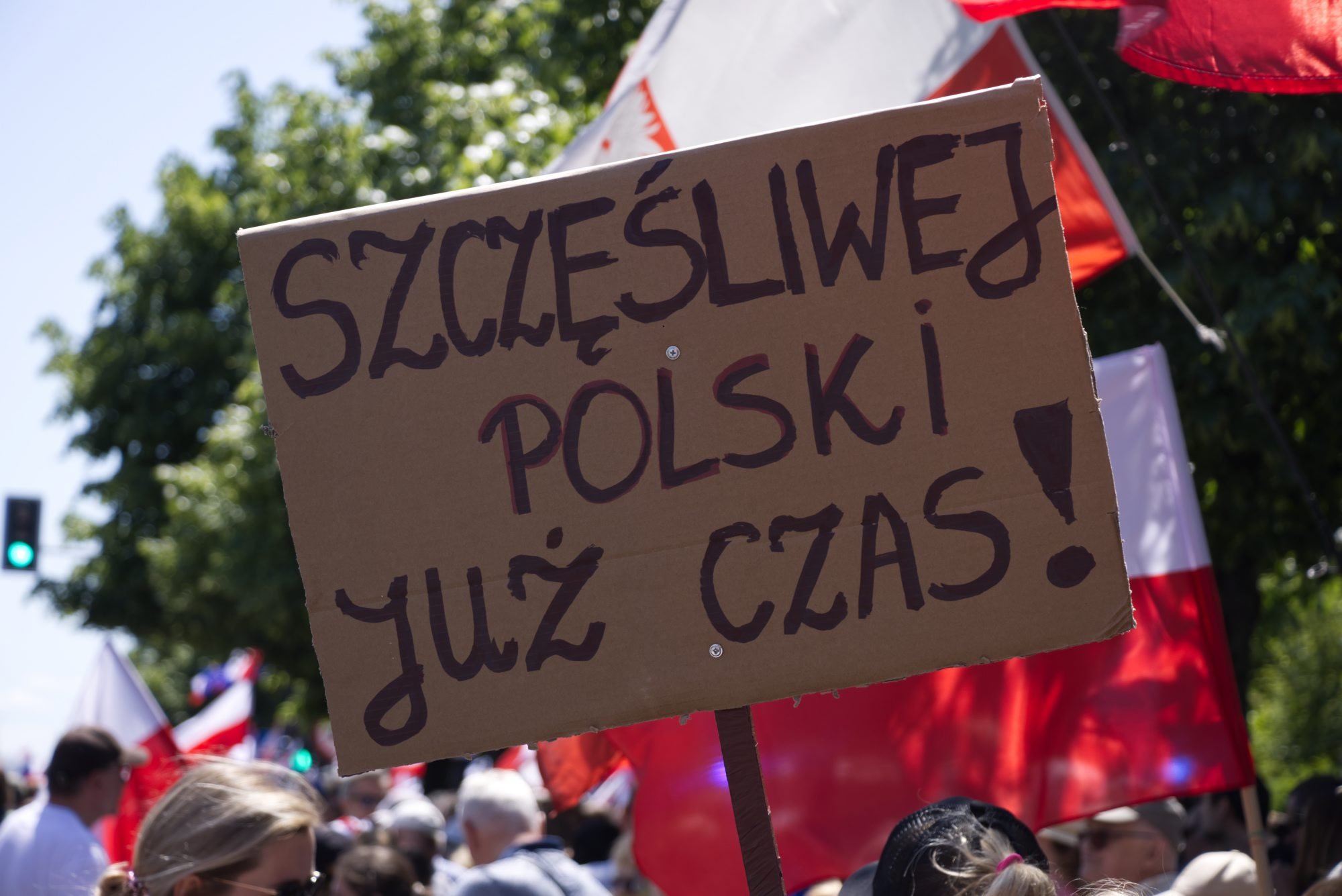 PiS i PO nie rozumieją Polaków, ale mają sposób na wymuszanie głosów