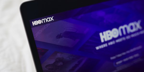 Netflix kupuje studia i dział streamingowy Warner Bros Discovery. Potężna transakcja