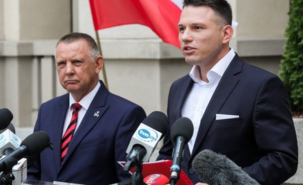 Marian Banaś szuka wsparcia u polityków, m.in. Sławomira Mentzena i Konfederacji