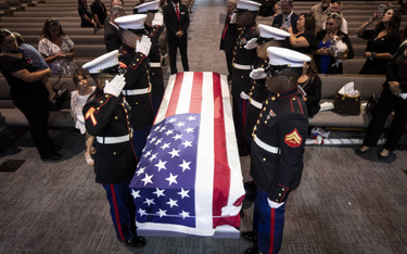 Pogrzeb jednego z żołnierzy USA, który zginął w sierpniu 2021 roku na lotnisku w Kabulu