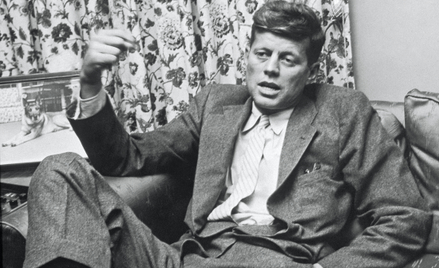 John F. Kennedy cierpiał na wiele chorób, które wymagały leczenia sterydami i środkami przeciwbólowy