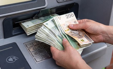 Banki zalecają trzymanie części gotówki w domu - na wszelki wypadek