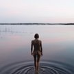 Elina Brotherus z Finlandii – "The Black Bay Sequence"