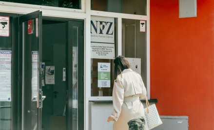 Od 5 marca uchodźcy z Ukrainy mogą korzystać ze wszystkich świadczeń opieki zdrowotnej w Polsce, jed