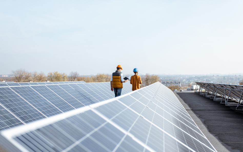 Spółka należąca do BP sprzeda energię z polskich farm fotowoltaicznych