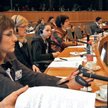Beata Pokrzeptowicz-Meyer (na pierwszym planie) walczyła o syna m.in. na forum Parlamentu Europejski