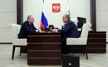 Prezydent Rosji Władimir Putin i prezes Rosneftu Igor Seczin