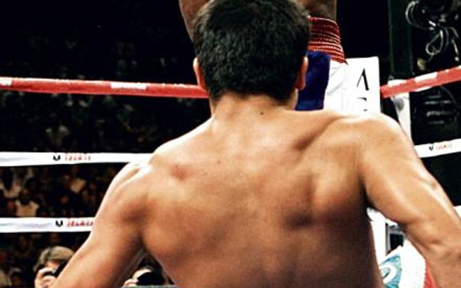 Marquez na deskach po ciosie Mayweathera