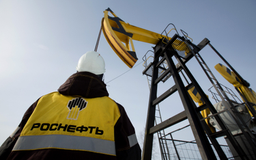 Rosja: Najmniej ropy od dekady. Straty Łukoilu i Gazpromu