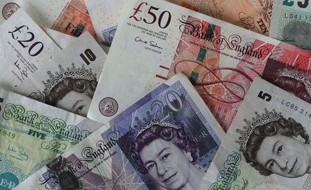 Bank Anglii: Gotówka nie stwarza znacznego ryzyka w czasie pandemii