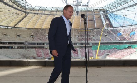 Stadion Narodowy wyborczą kiełbasą PO?