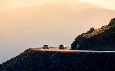 Audi e-tron na Pikes Peak: z górki bez hamulców