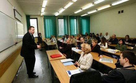 Nowe wymogi programu dla studiów z wyceny nieruchomości.