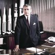 Wernher von Braun podczas II wojny światowej współtworzył pociski V-2, po wojnie zaś uczestniczył w 