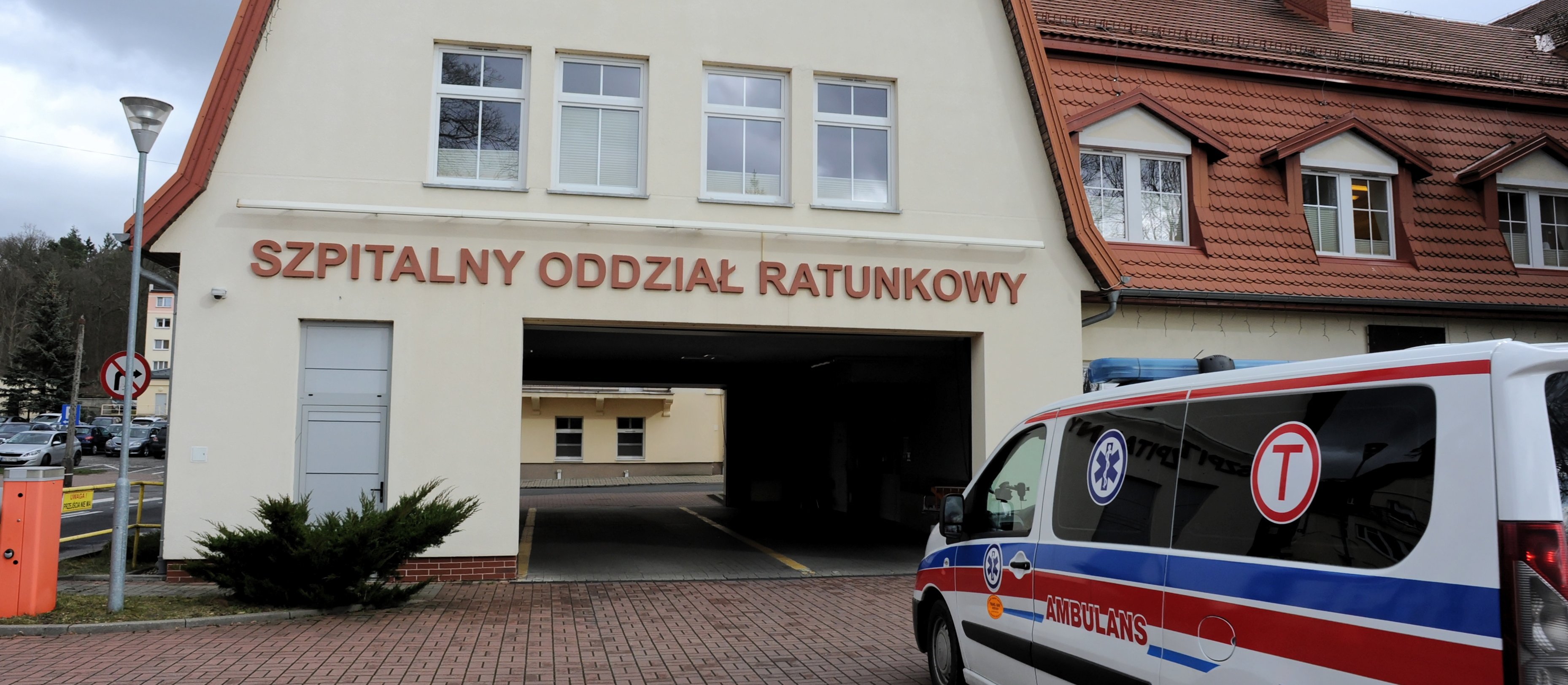 Miliony na pensje lekarzy koszalińskim szpitalu. Tyle zarobił rekordzista