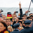 Aktywiści PEGIDY z Drezna wyrażający swoją niechęć do kanclerz Angeli Merkel są – jak widać – bardzo