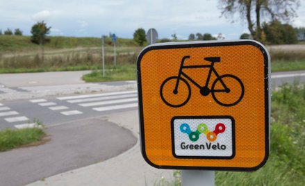 Policja karze rowerzystów za jazdę po trasach rowerowych