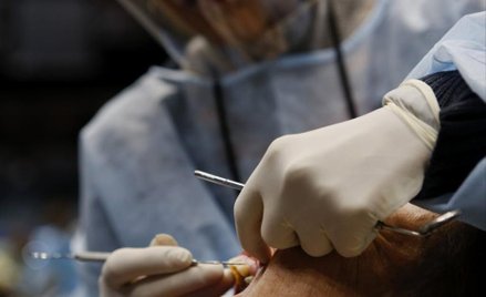 Chirurg, lekarz i psychiatra zarabiają najlepiej