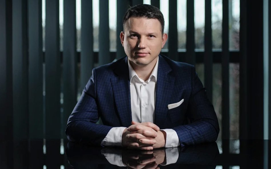 Sławomir Jerzy Mentzen – polityk i przedsiębiorca.