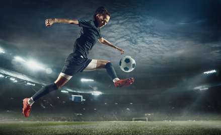 Od wielu lat transfery zawodowych piłkarek opiewają na coraz wyższe kwoty.