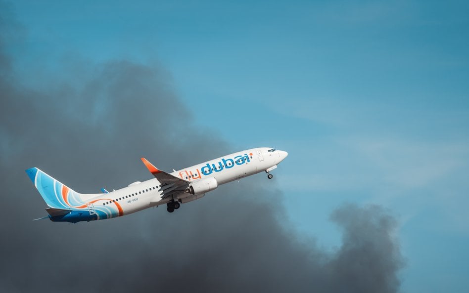 W ocenie eksperta niebezpieczny incydent, do którego doszło w samolocie linni Flydubai, wykazuje pew
