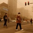 Lasy, stal, smog: jak powstają burze piaskowe w Chinach?
