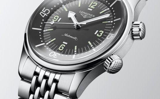 Bransoleta „beads of rice” dodaje elegancji.