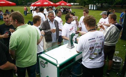 Ruch Palikota chce, żeby piwo można było legalnie pić w parkach