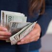 Tempo podwyżek płac w gospodarce wciąż hamuje. Dane są najsłabsze od trzech lat