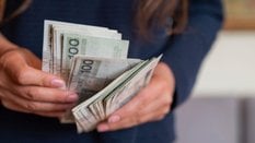Firmy przerzucają koszty na klientów. Najchętniej branża handlowa