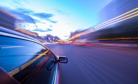 Prezes Ubera: Za 10 lat nad miastami będą latać samochody