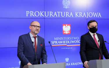 Minister sprawiedliwości, prokurator generalny Zbigniew Ziobro i prokurator Dariusz Barski podczas k
