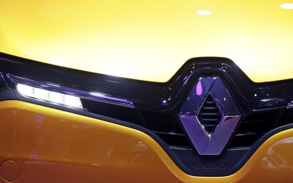 Renault przez komisją Segolene Royal