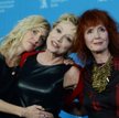 Sandrine Kiberlain, Caroline Silhol i Sabine Azema