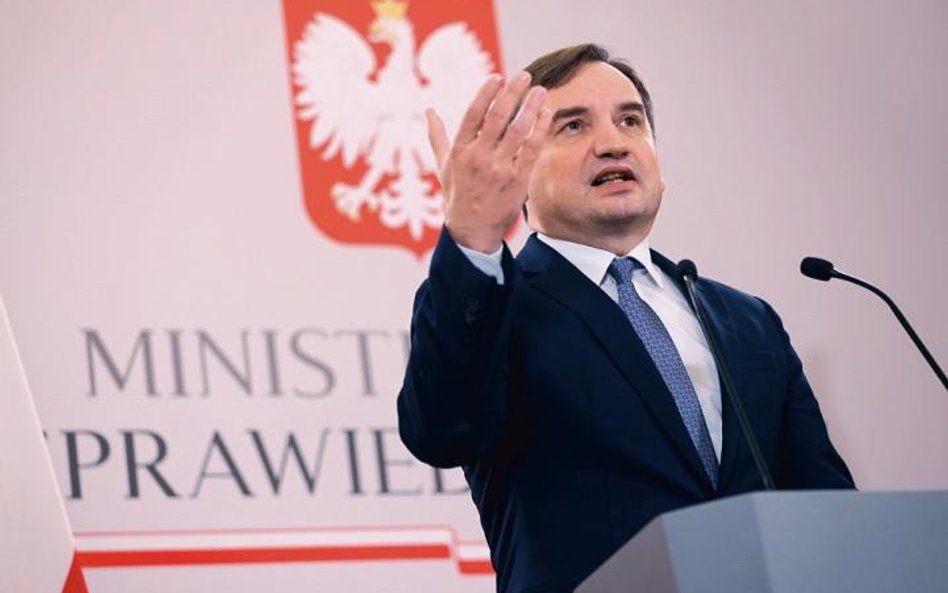 Zbigniew Ziobro stawiał twarde warunkim unijnemu komisarzowi w sprawie praworządności